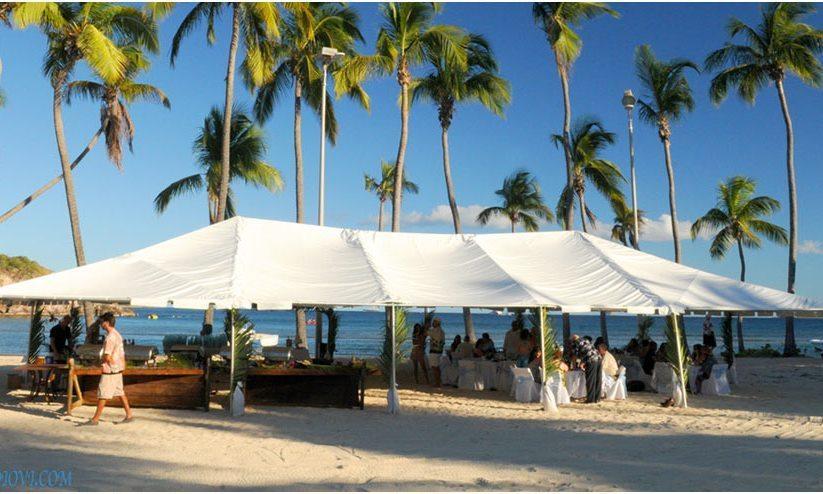 โบลองโก เบย์ บีช รีสอร์ต Hotel Bolongo ภายนอก รูปภาพ