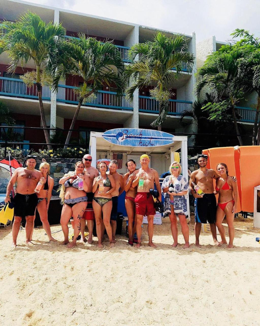 โบลองโก เบย์ บีช รีสอร์ต Hotel Bolongo ภายนอก รูปภาพ
